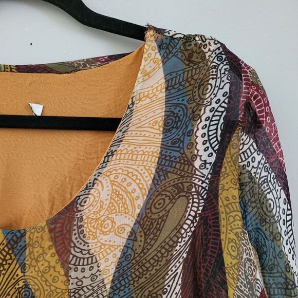 SALE🌷Belle France Print silk Blouse size Large - Picture 4 of 16